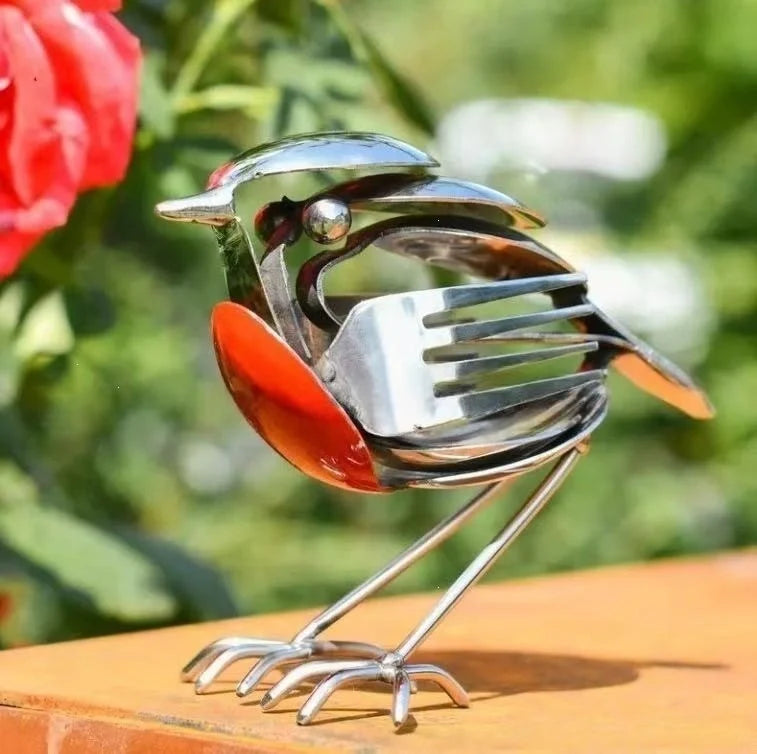 🐦 Ręcznie wykonana metalowa dekoracja w kształcie rudzika – elegancka ozdoba do ogrodu i domu