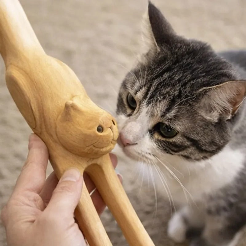 🐱✨ Drewniany drapak do pleców w kształcie kota (Twój wygodny, niezależny pomocnik na swędzenie!)