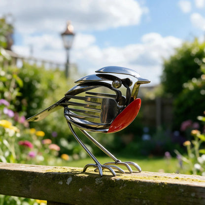 🐦 Ręcznie wykonana metalowa dekoracja w kształcie rudzika – elegancka ozdoba do ogrodu i domu